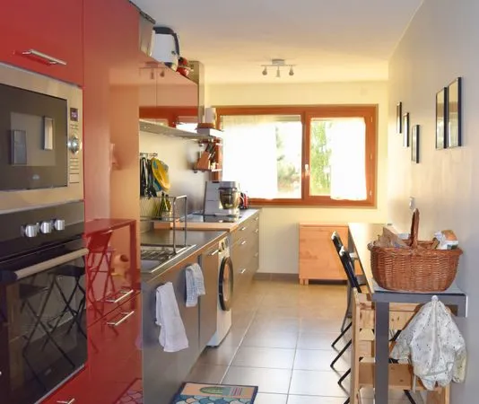 Appartement - 3 pièces - 92 m2 - étage 4/6