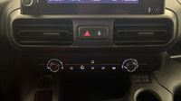 Peugeot Partner Standard 650kg BlueHDi 100ch S&S Asphalt — photo 26