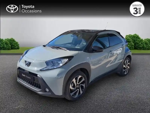 Toyota Aygo X 1.0 vvt-i 72ch design my24 — photo 1
