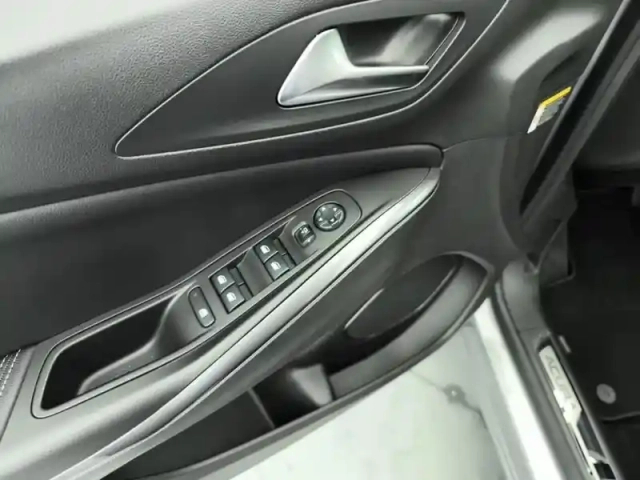 Opel Grandland X hybrid 225 ch bva8 edition — photo 20