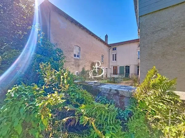 Maison 6 pièces 245 m²