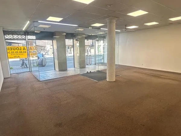 Local 83m² strasbourg