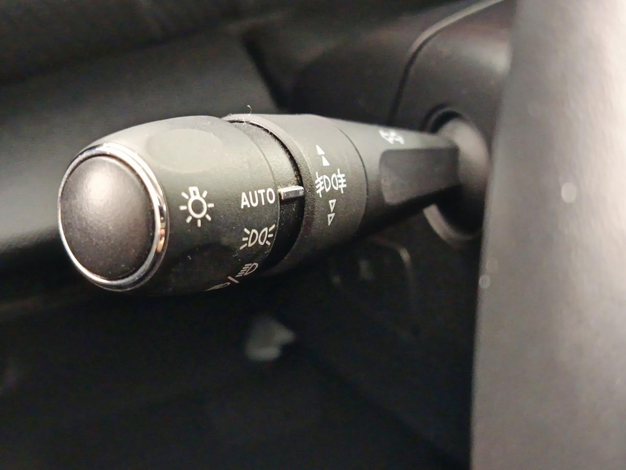 Citroën C4 puretech 130 s&s eat8 feel pack — photo 25