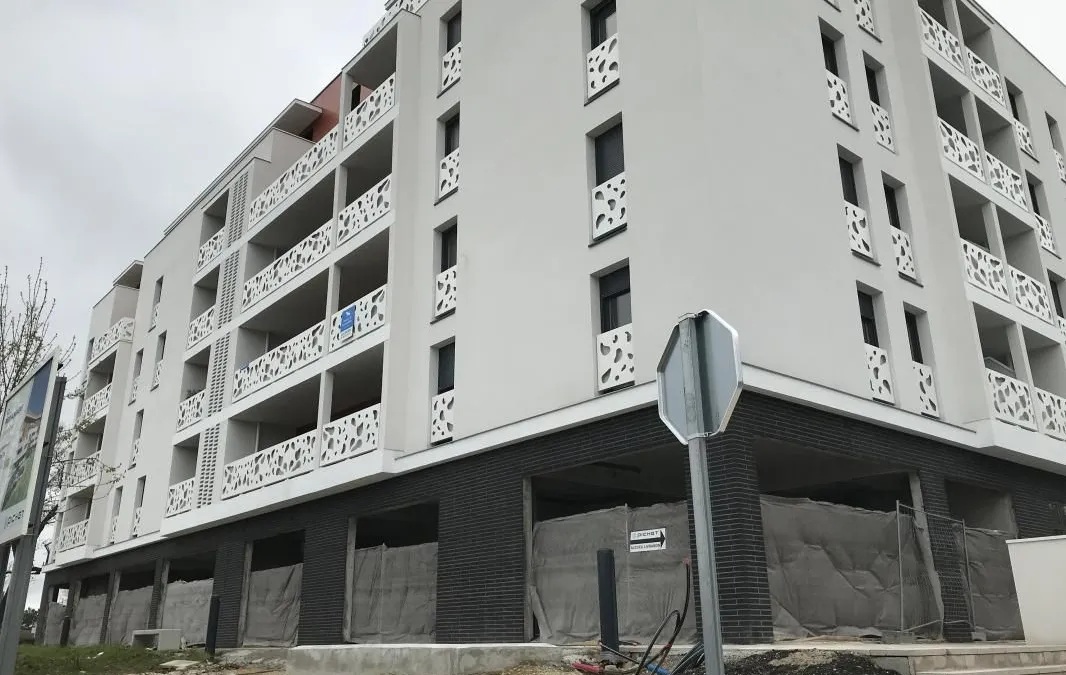 Photo 2
