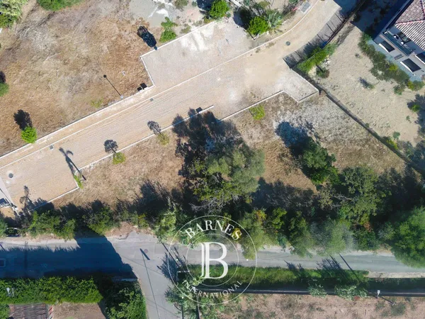 GIENS - TERRAIN CONSTRUCTIBLE