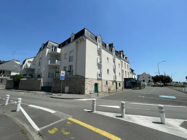 Appartement 5 pièces à vendre à Vannes - 88 m², bon état, 2 balcons, parkings