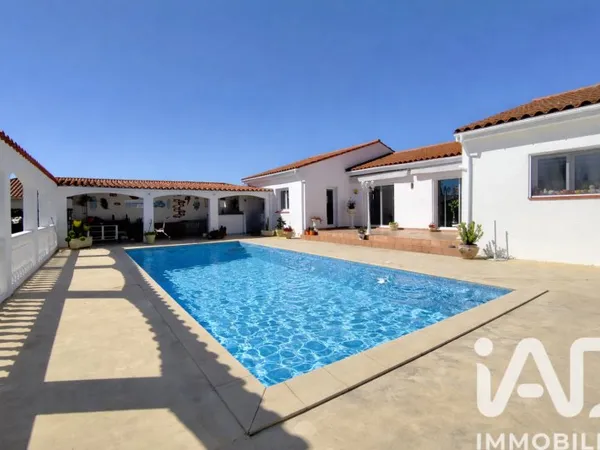 Maison 5 pièces 140 m²