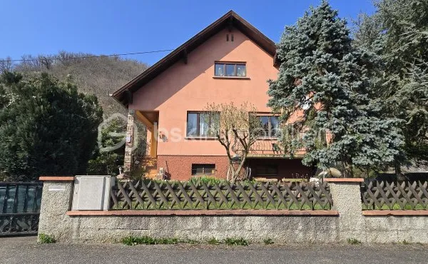 Maison 8 pièces 170 m²