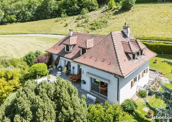 Maison 7 pièces 137 m²