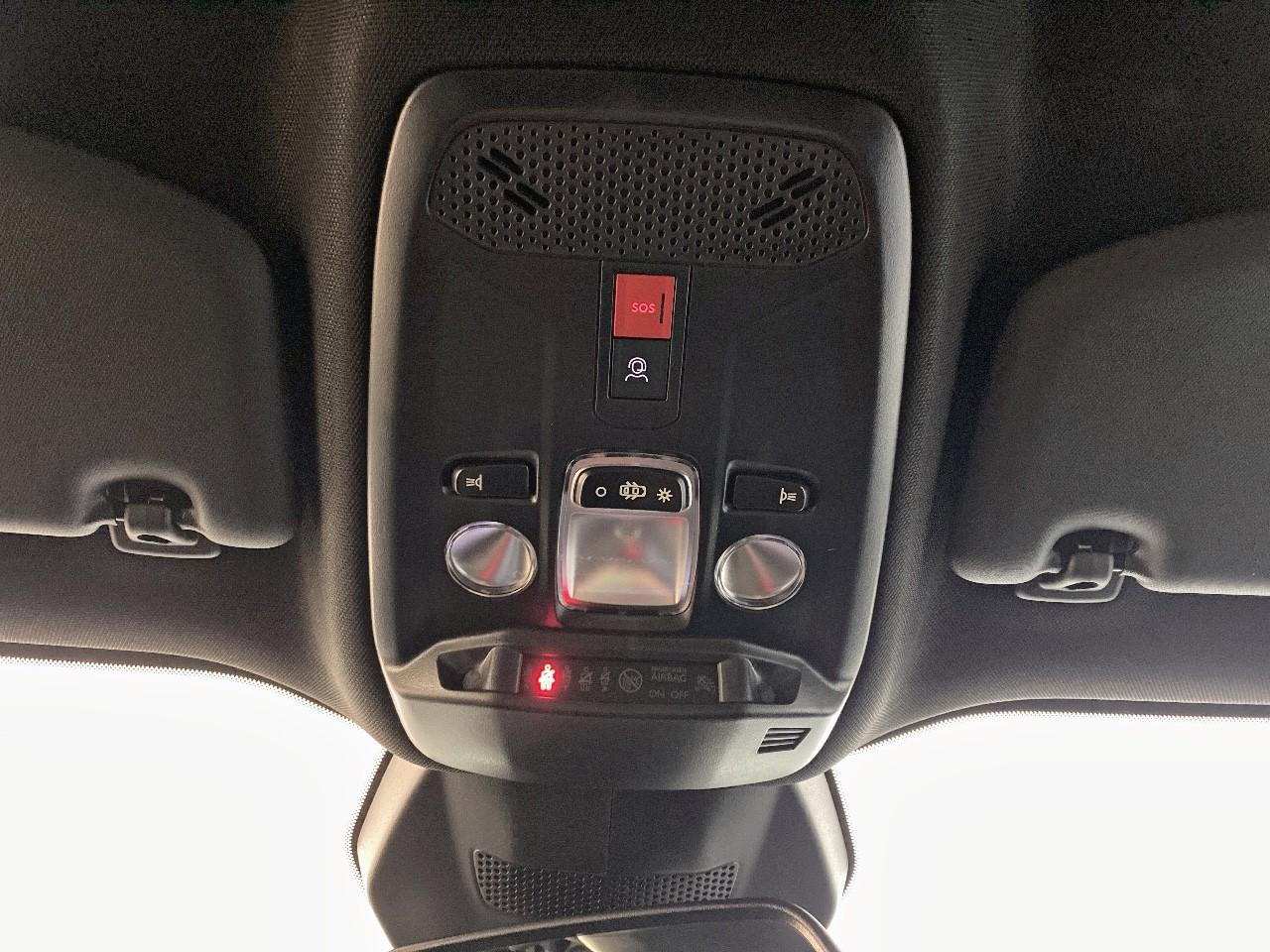 Peugeot 2008 hybrid 145 ch e-dcs6 allure — photo 19