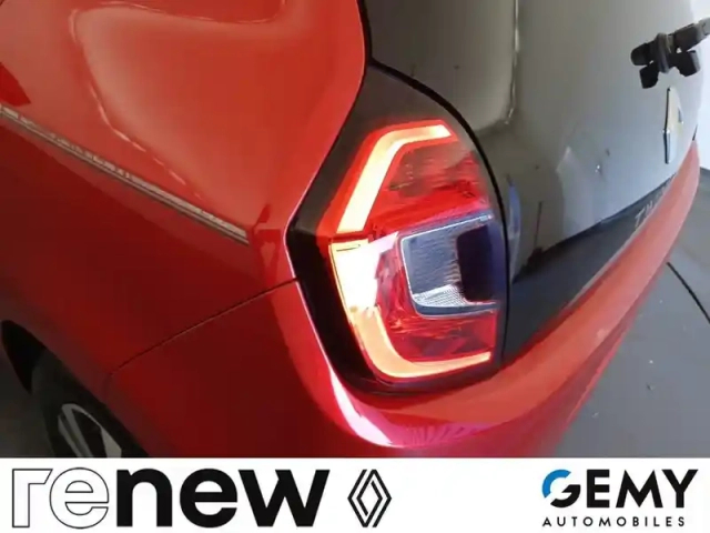 Renault Twingo iii e-tech — photo 32