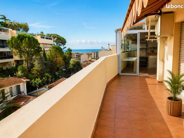 Nice "bas fabron" - dernier etage - 4p 93m² | terrasse 120m² | vue mer