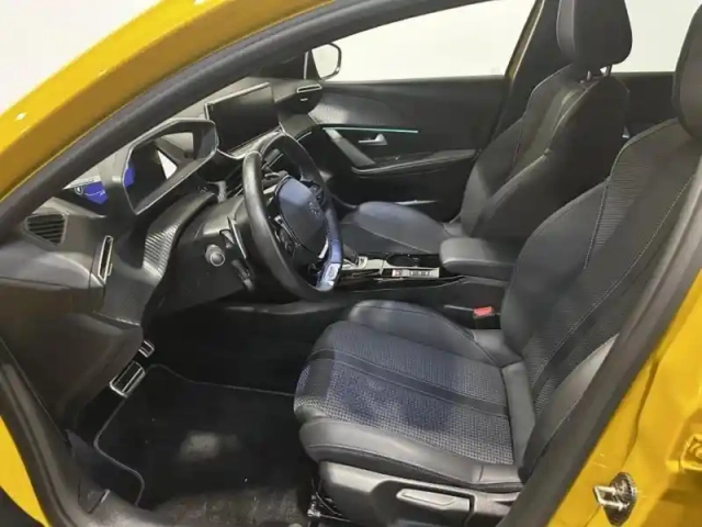 Peugeot 208 1.2 100 gt line eat8 i-cockpit gps camera led — photo 8
