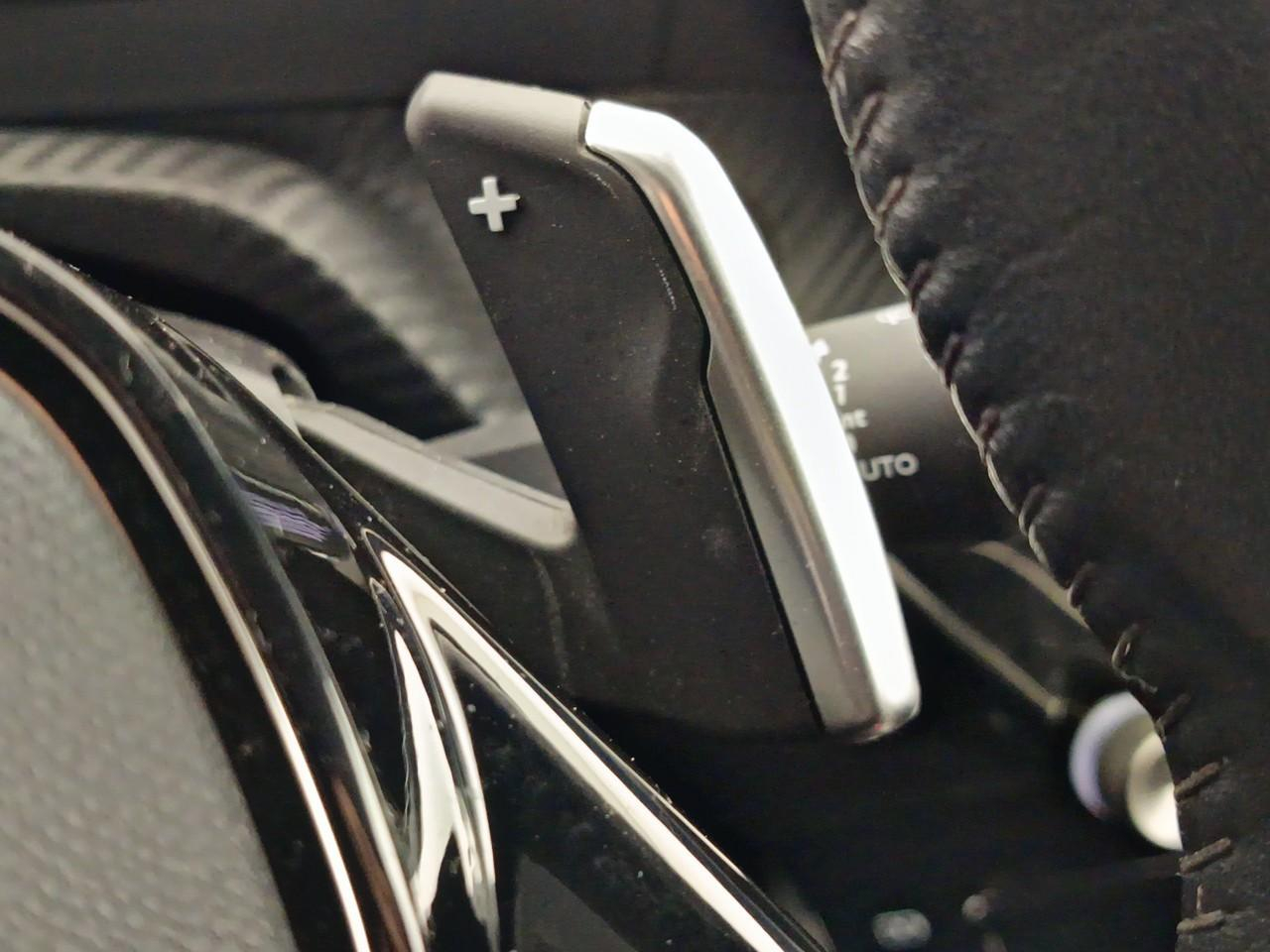 Peugeot 2008 puretech 130 s&s eat8 allure business — photo 26