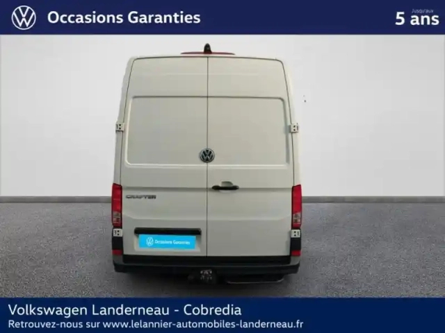 Volkswagen Crafter fg 30 l3h3 2.0 tdi 140ch pro first traction — photo 6