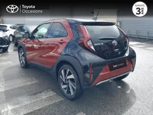Toyota Aygo X 1.0 vvt-i 72ch collection s-cvt — photo 2