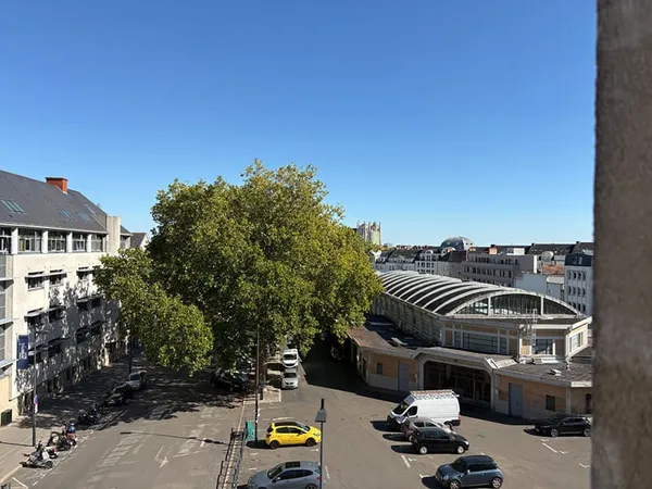 T2 LUMINEUX AU COEUR DU QUARTIER TALENSAC