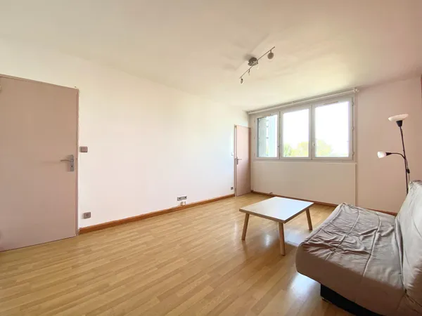 Appartement 2 pièces de 44m2 avec cave