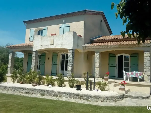 Pavillon 150m2