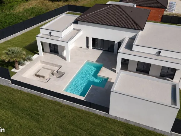 Maison 7 pièces 150 m²