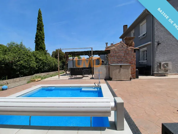 Villa avec piscine , garage et T2 indépendant