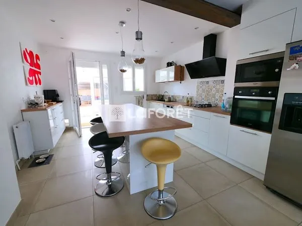 Maison 6 pièces 155 m²