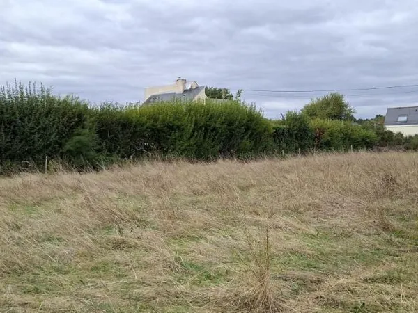 Terrain 866 m²