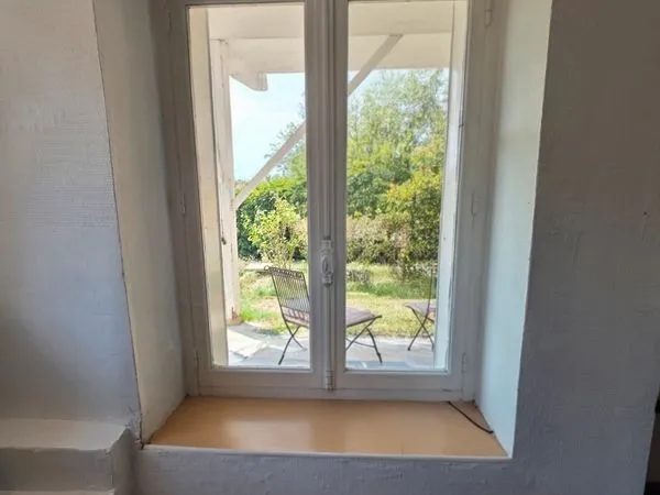 Petite maisonnette avec jardin - Millery centre