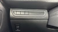 Peugeot 2008 1.2 PureTech 110ch Allure S&S EAT6 — photo 29