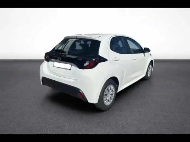 Toyota Yaris 120 vvt-i dynamic business 5p mc24 — photo 6