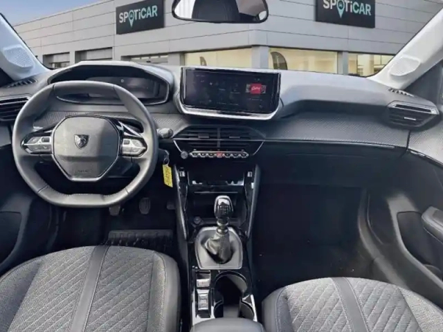 Peugeot 208 1.2 100ch s&amp;s allure — photo 8