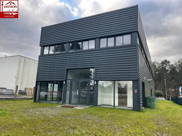 Local commercial 269 m²
