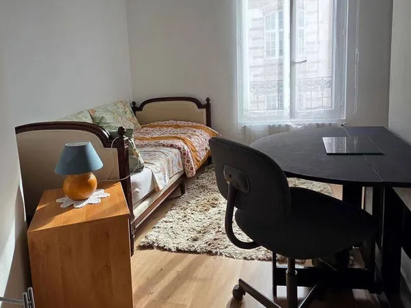 Studio 1 pièce 13 m²