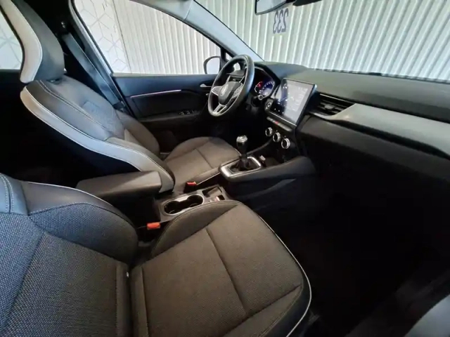 Renault Captur blue dci 95 — photo 12