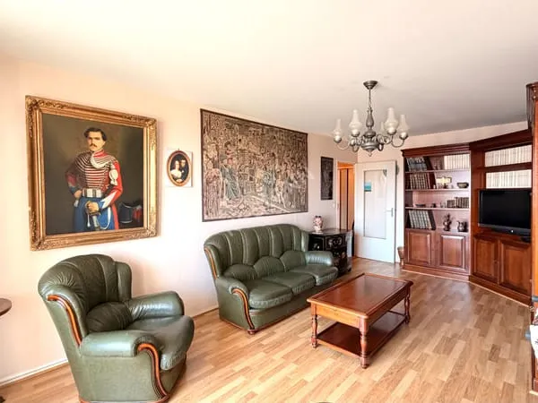 APPARTEMENT - RENNES - COLOMBIER - T3 - LUMINEUX - GARAGE