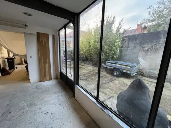 Local 2 pièces 67 m²