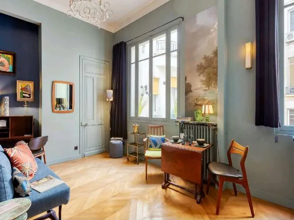 Je vends un studio à Paris dans un ancien hôtel particulier
