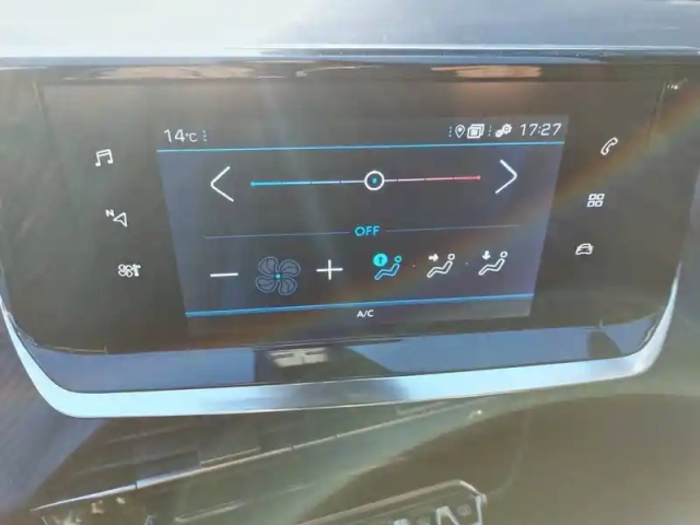 Peugeot 208 puretech 75 s&amp;s bvm5 — photo 5