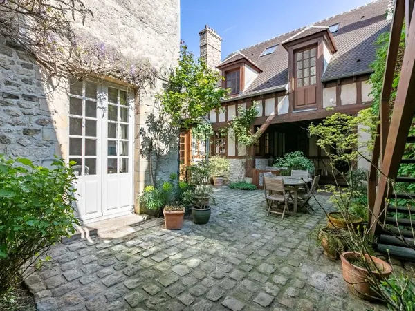Vends maison 240m² Senlis