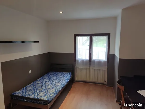 Chambre etudiant 350 TTC wifi