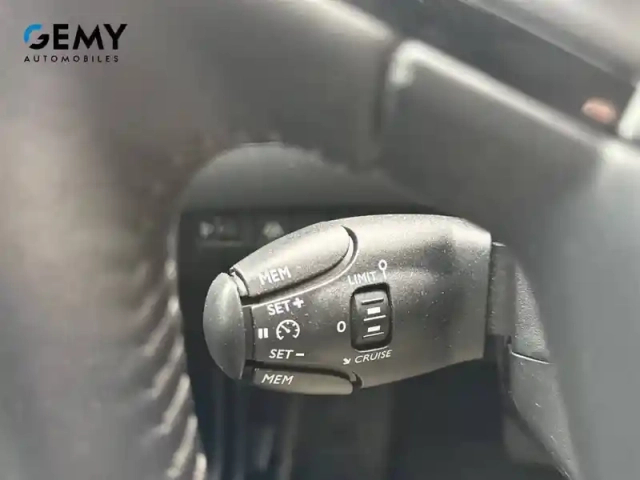 Peugeot 2008 electrique 136 ch — photo 39