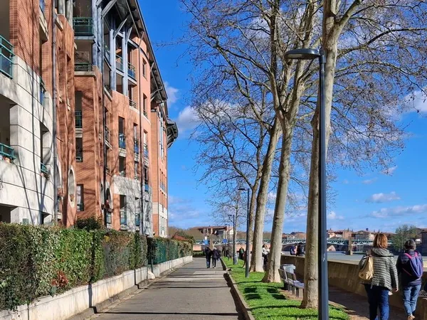 T2 meublé avec terrasse plein Sud et box - Quartier du Bazacle à Toulouse
