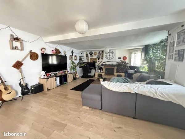 Maison 6 pièces 140 m²