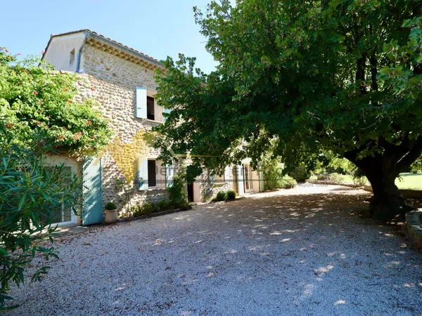 Ferme 6 pièces 245 m²