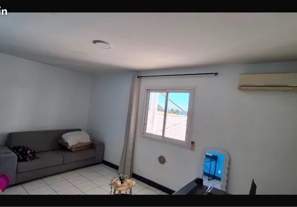 Studio meublé loué 24m2 sainte clotilde