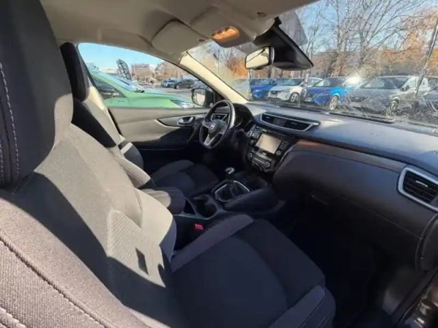 Nissan Qashqai 1.2 dig-t 115ch n-connecta — photo 9