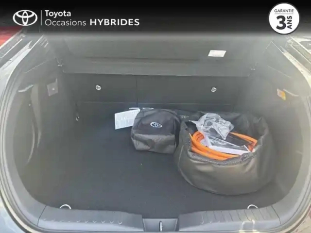 Toyota C-Hr 2.0 hybride rechargeable 225ch collection my26 — photo 10
