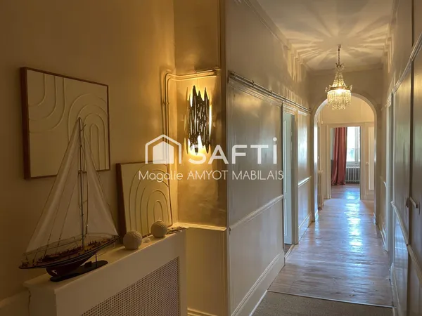 Cognac : Appartement avec l'élégance d'un hôtel particulier