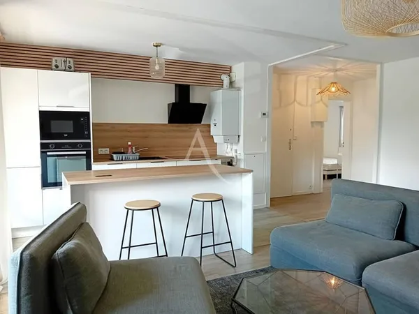 Appartement 4 pièces 77 m²