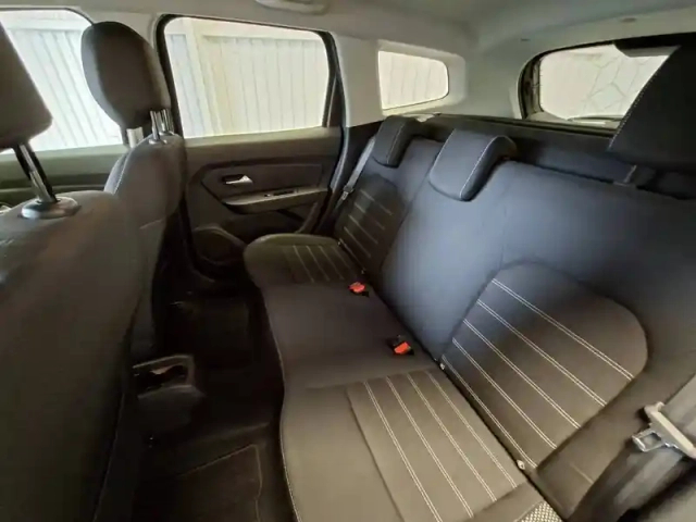 Dacia Duster tce 125 4x4 — photo 20